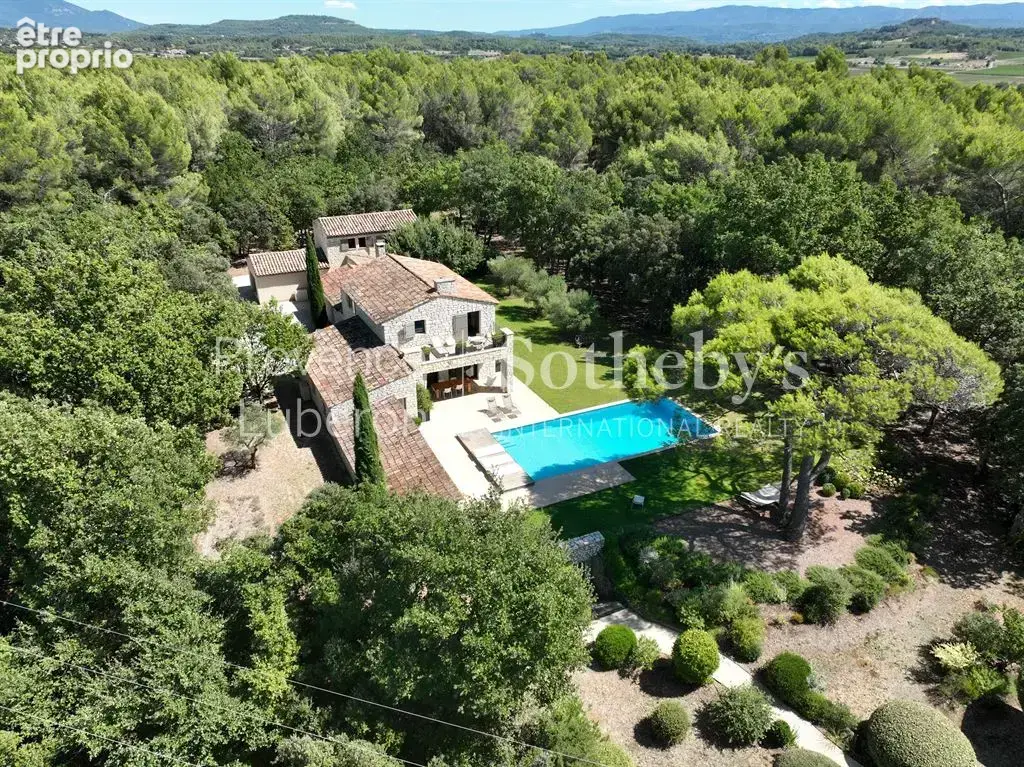 Une propriété rare, à quelques minutes de Gordes - photo 3