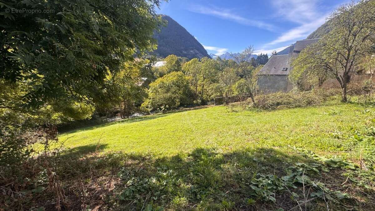Terrain 2000 m² à Cadeac  - photo 3