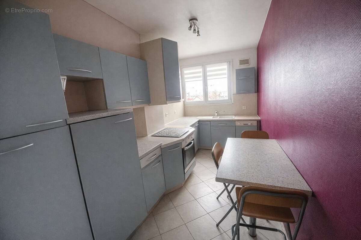 Appartement à SARTROUVILLE