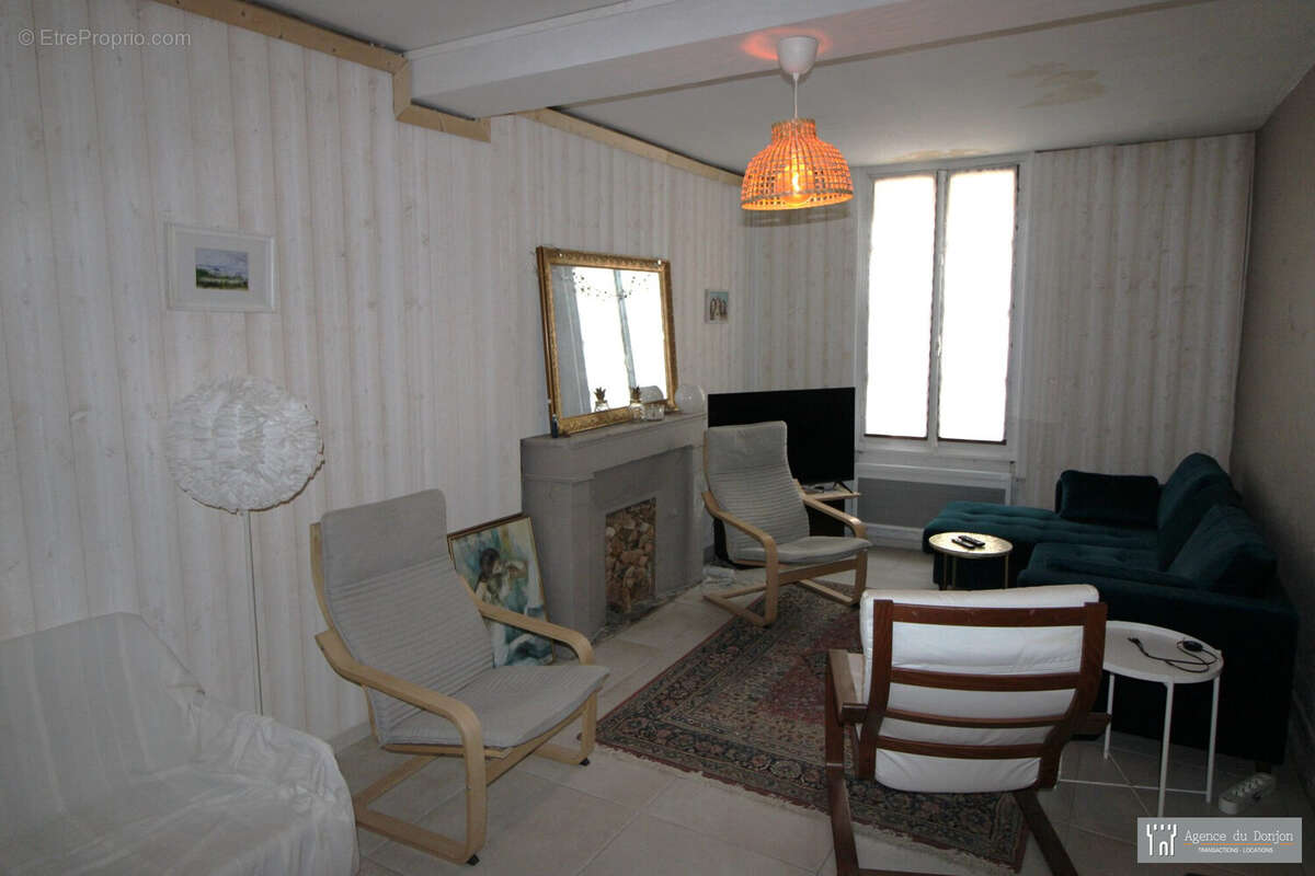 Salon - Maison à PONS
