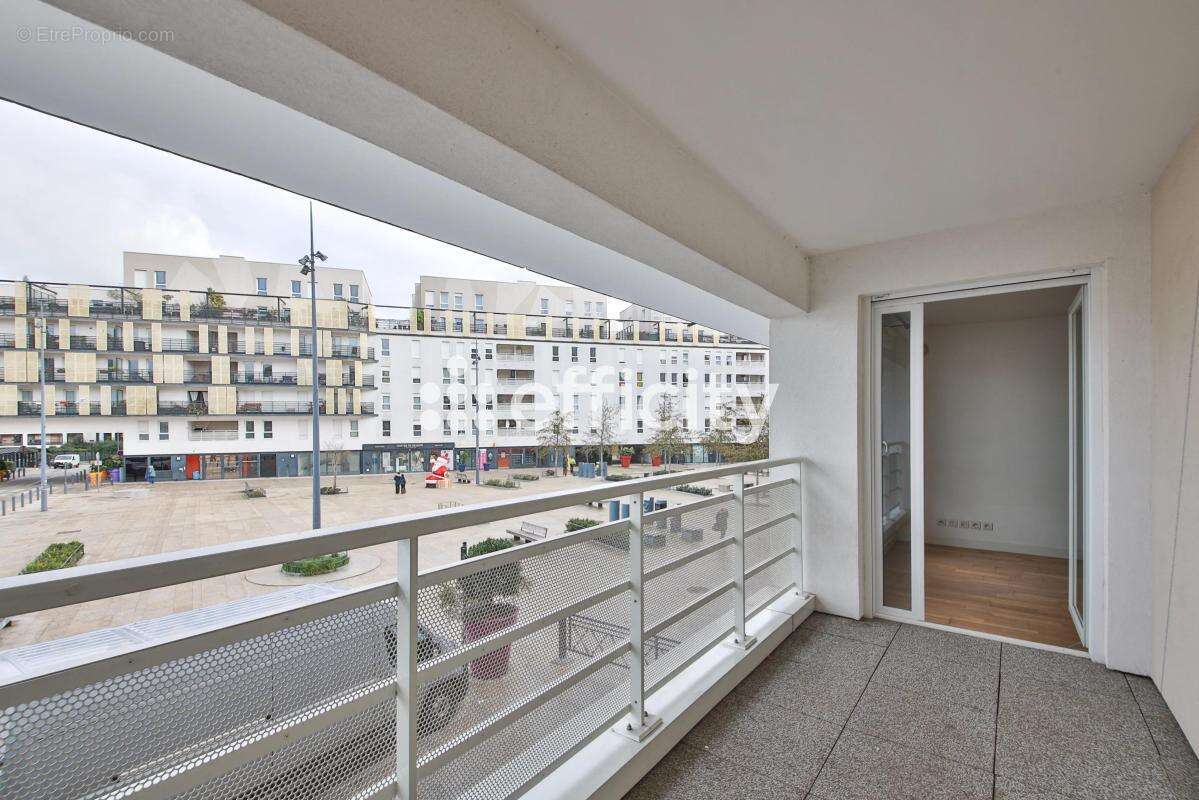 Appartement à ISSY-LES-MOULINEAUX