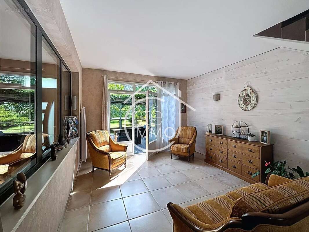 Maison à SAINT-PEY-DE-CASTETS