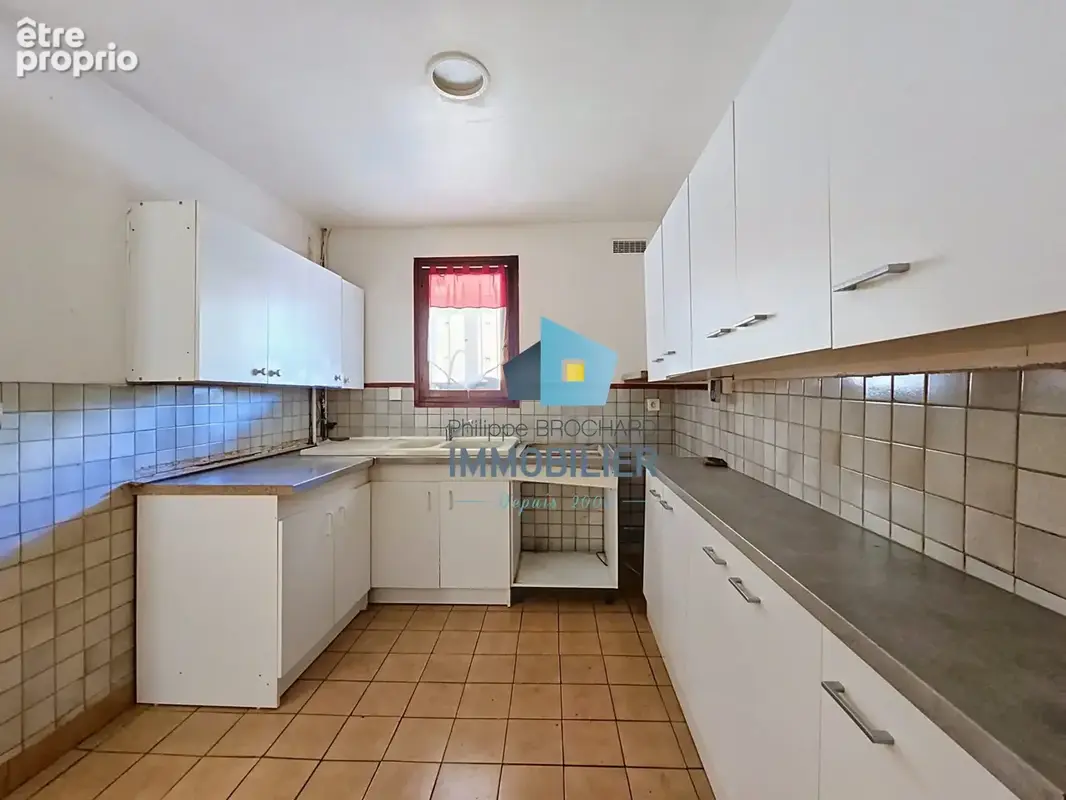Maison 8 pièces 143 m² à vendre à Noisy-Le-Grand (93160) - photo 2