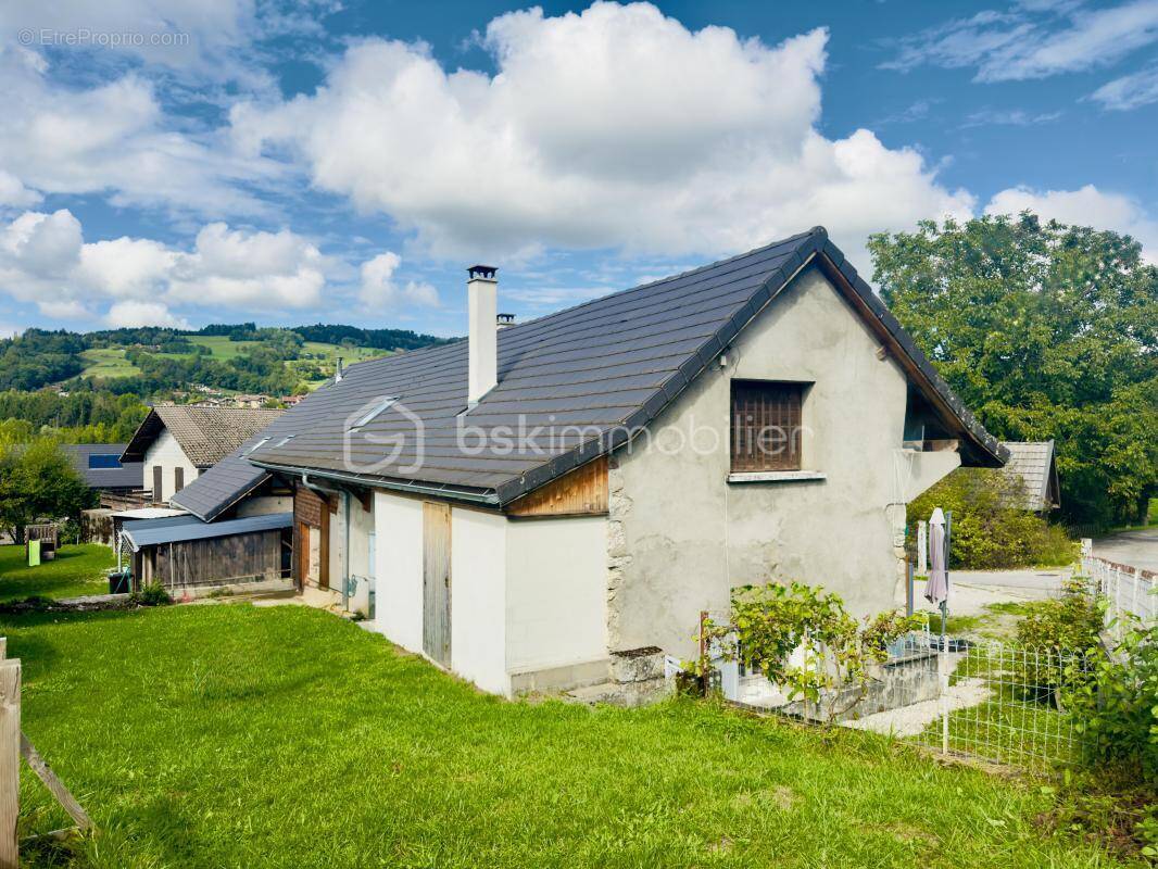 Maison à THORENS-GLIERES