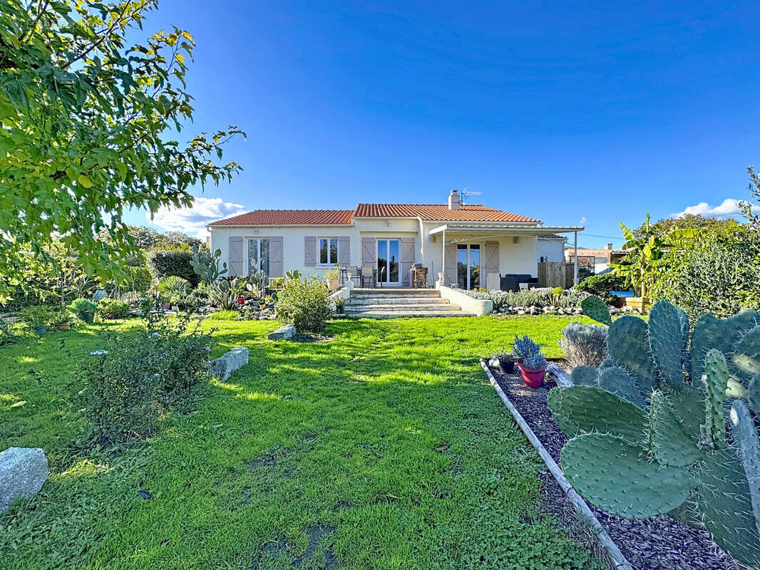 Maison à PRUNELLI-DI-FIUMORBO