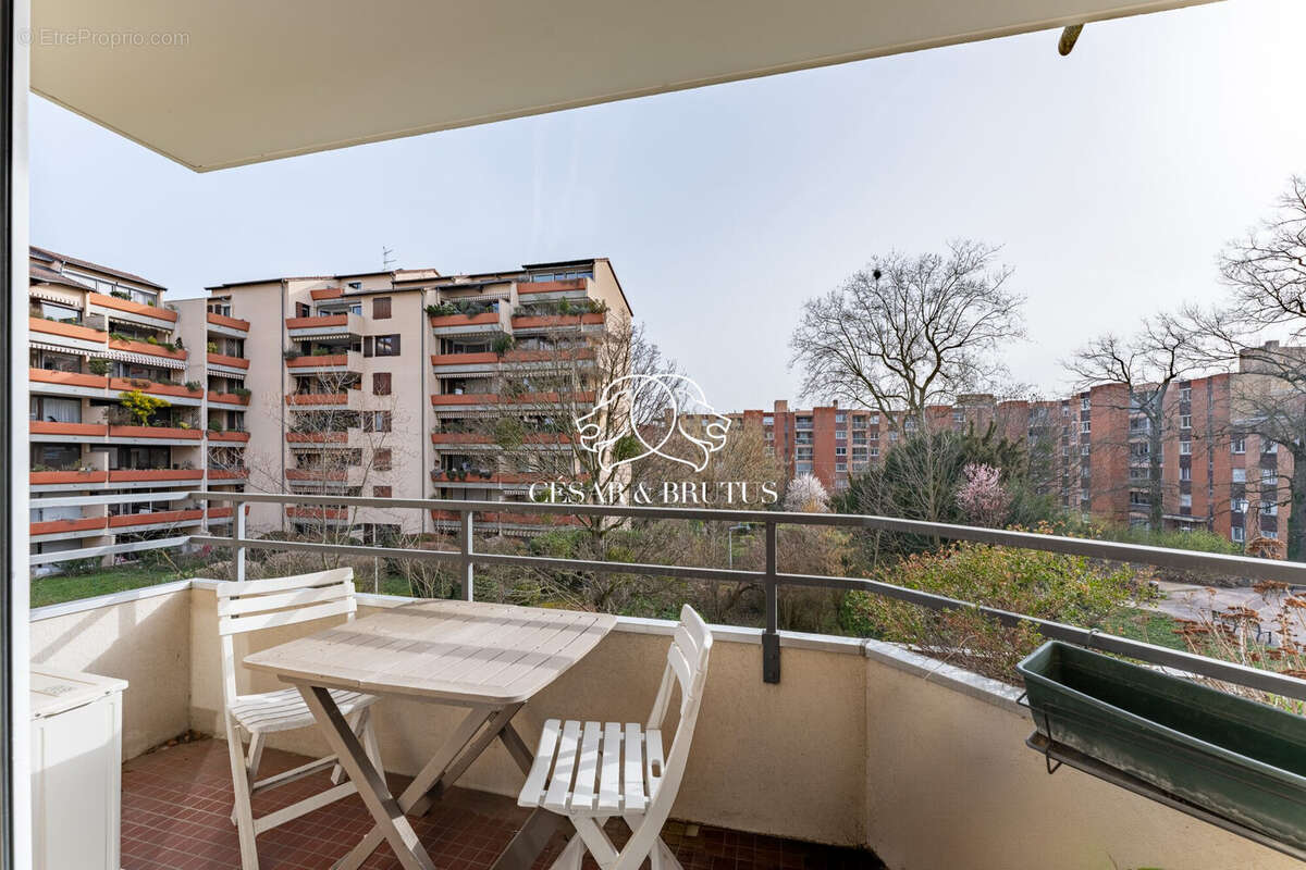 Appartement à LYON-9E