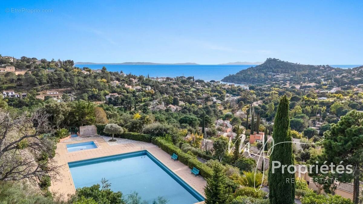 Appartement à LE LAVANDOU