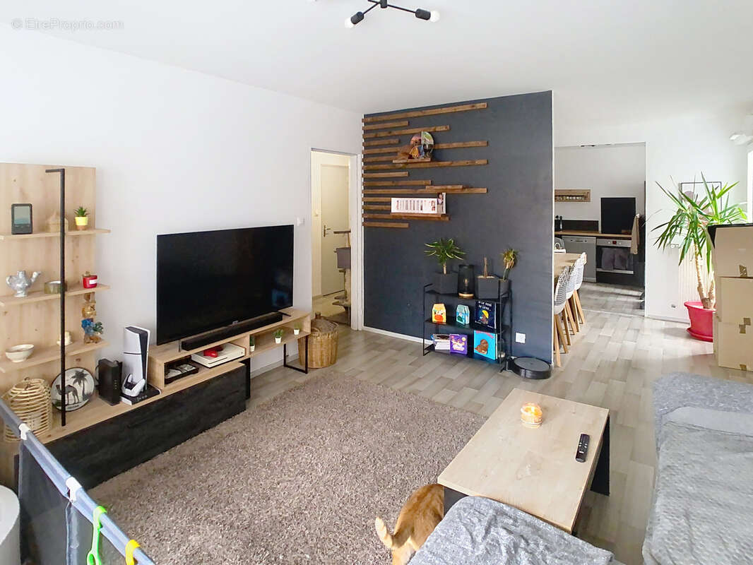 Appartement à FESCHES-LE-CHATEL