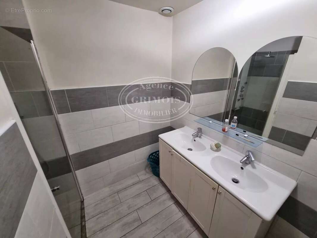 Maison à LEZIGNAN-CORBIERES