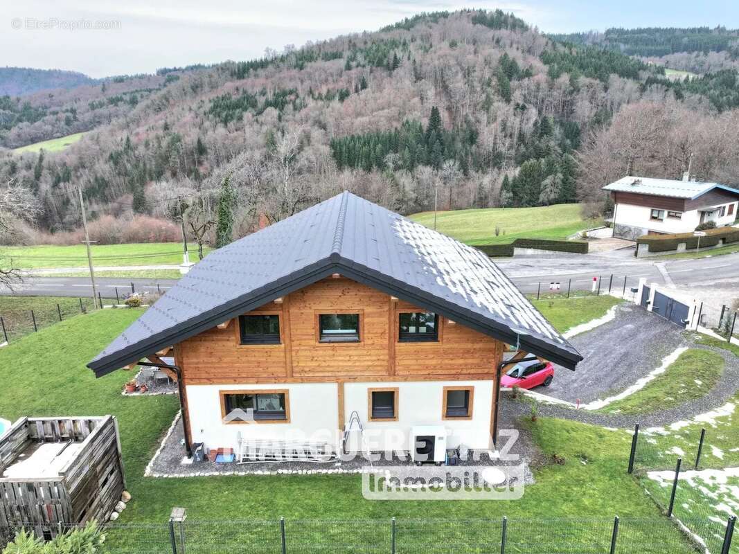 Maison à VIUZ-EN-SALLAZ