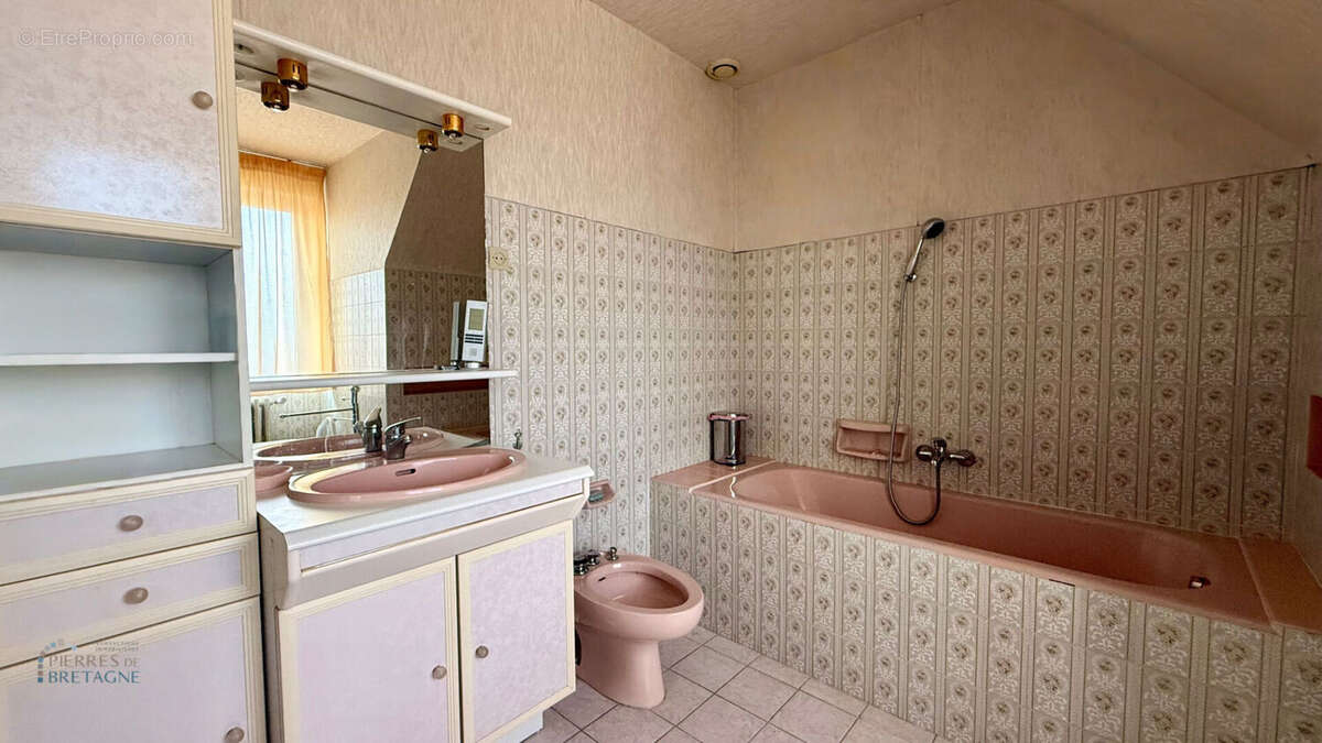 Maison à SAINT-RENAN