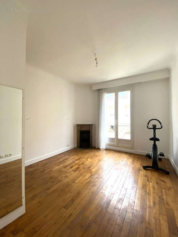 Appartement Clichy 2/3 pièce(s) 60 m2 - photo 12
