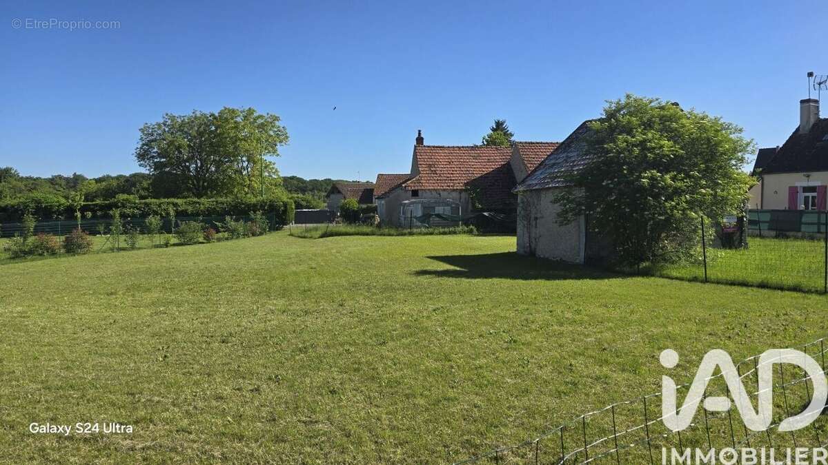 Photo 4 - Terrain à SAINT-GERMAIN-DES-BOIS