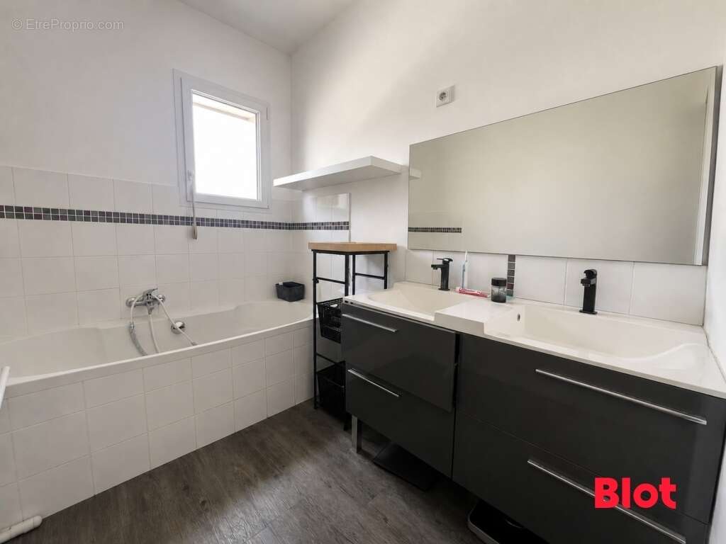 Maison 133 m² à Tremorel  - photo 7