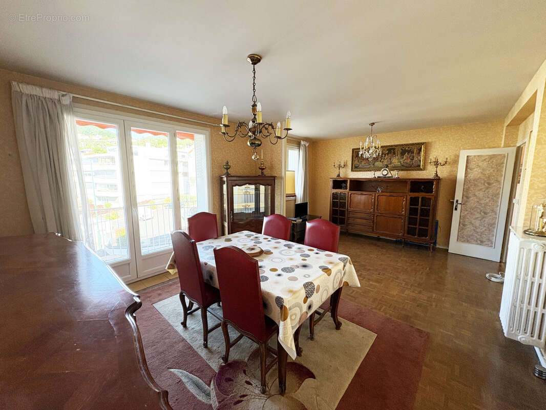 Appartement à CHAMALIERES