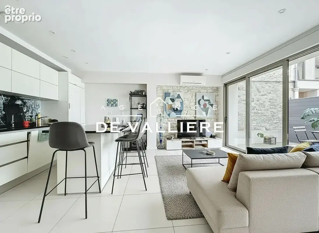 NANTERRE - Centre ville - Appartement style Maison avec terrasse - photo 3
