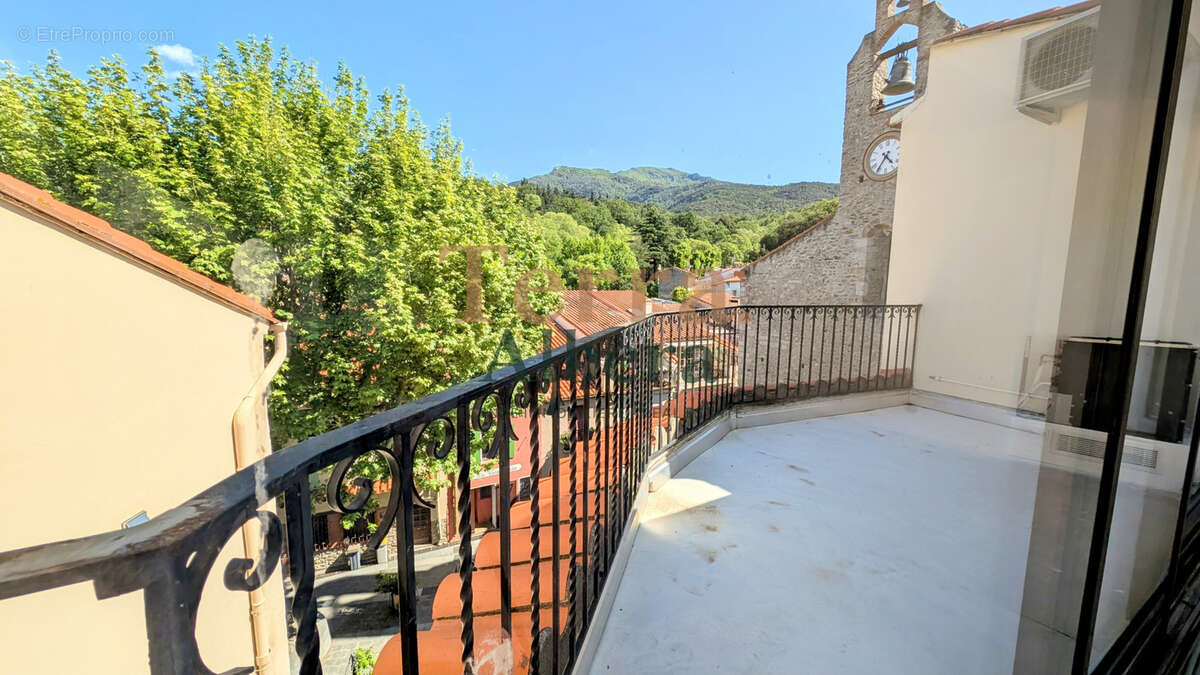 Maison à LAROQUE-DES-ALBERES
