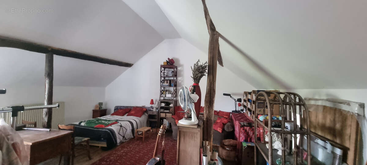 Maison à MELZ-SUR-SEINE