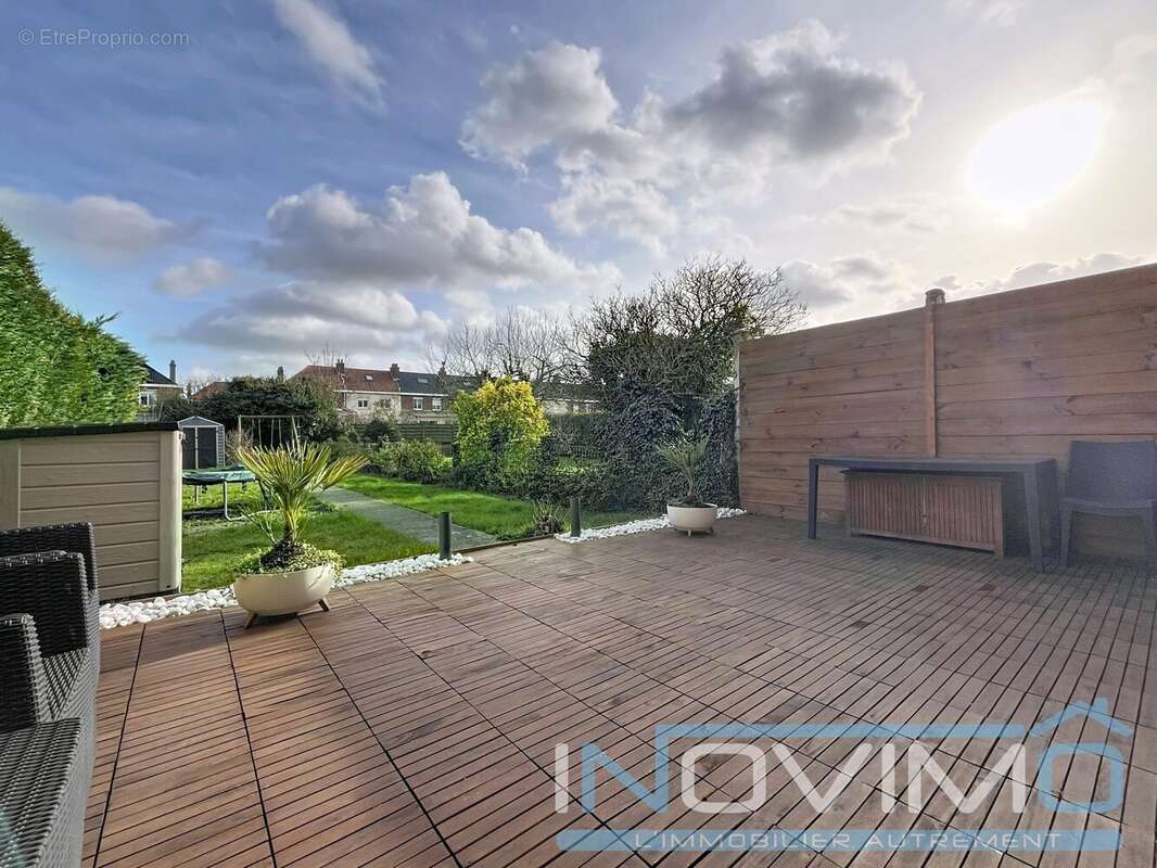 Maison à COUDEKERQUE-BRANCHE