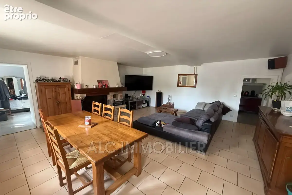 Maison 4 pièces 95 m² à vendre à Le Mele-Sur-Sarthe (61170) - photo 4