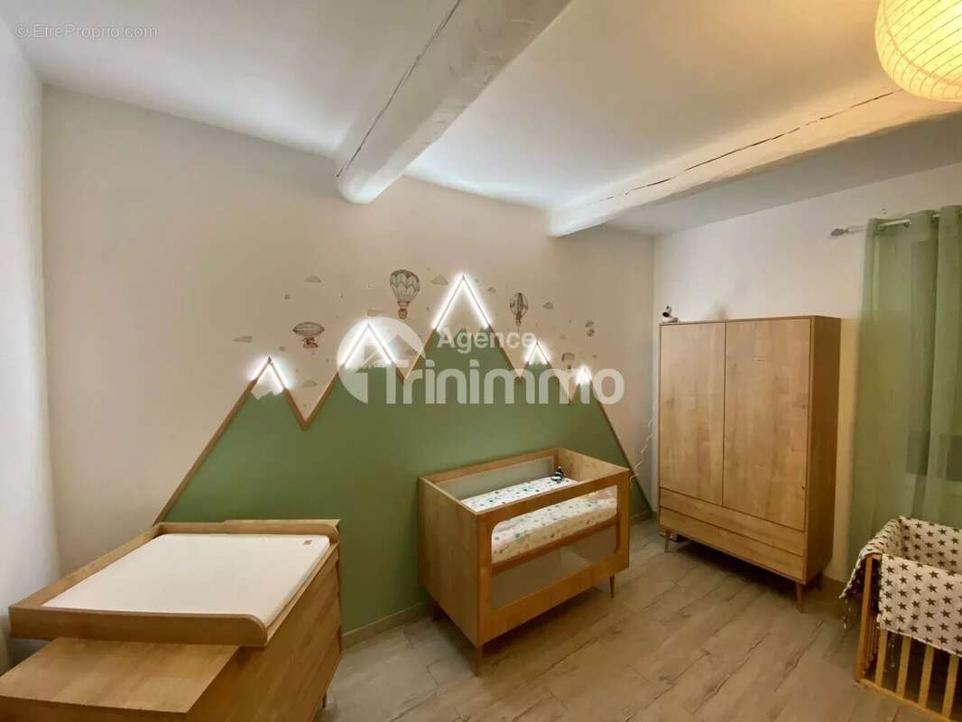 Maison à MORIERES-LES-AVIGNON