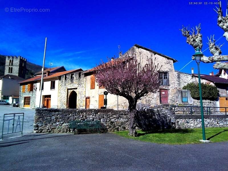 Maison à TARASCON-SUR-ARIEGE