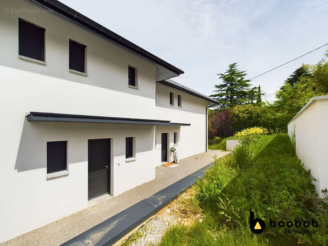 Maison à BRISON-SAINT-INNOCENT