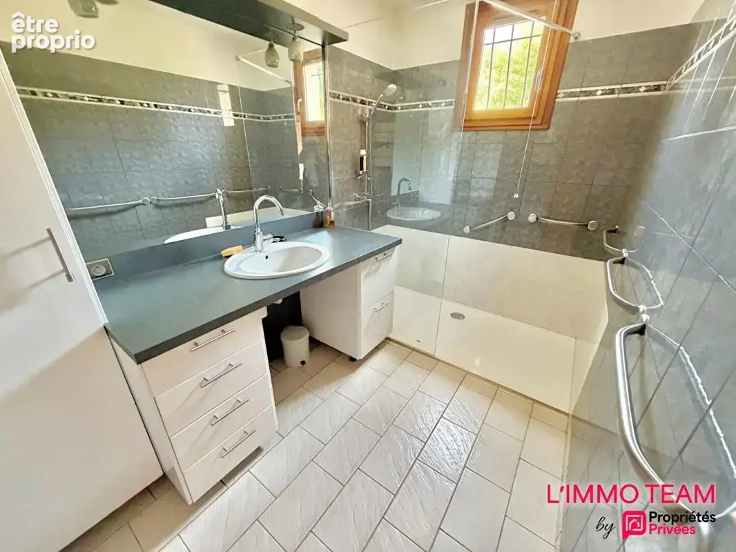 VERS, maison 5 pièces sur plus de 8000m² de terrain - photo 13
