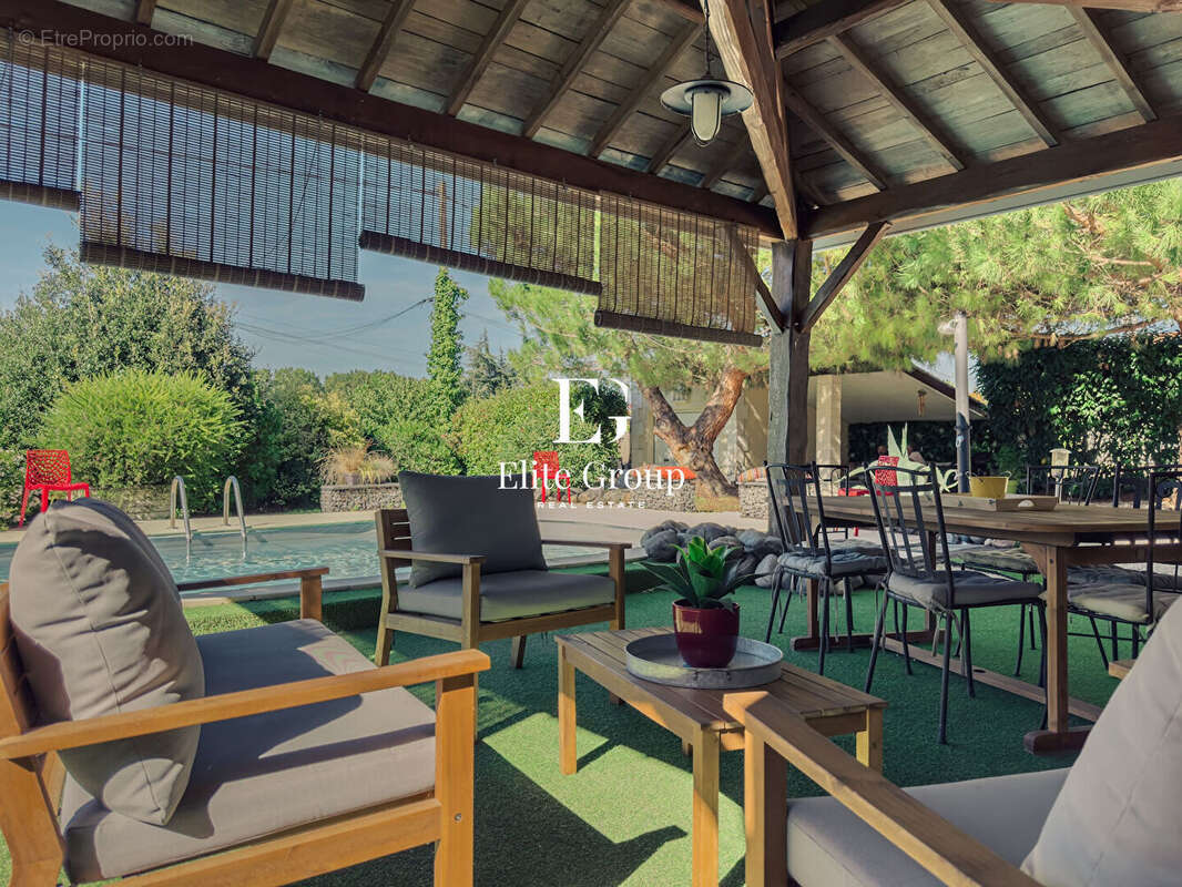 Maison à CHATEAUNEUF-SUR-CHARENTE