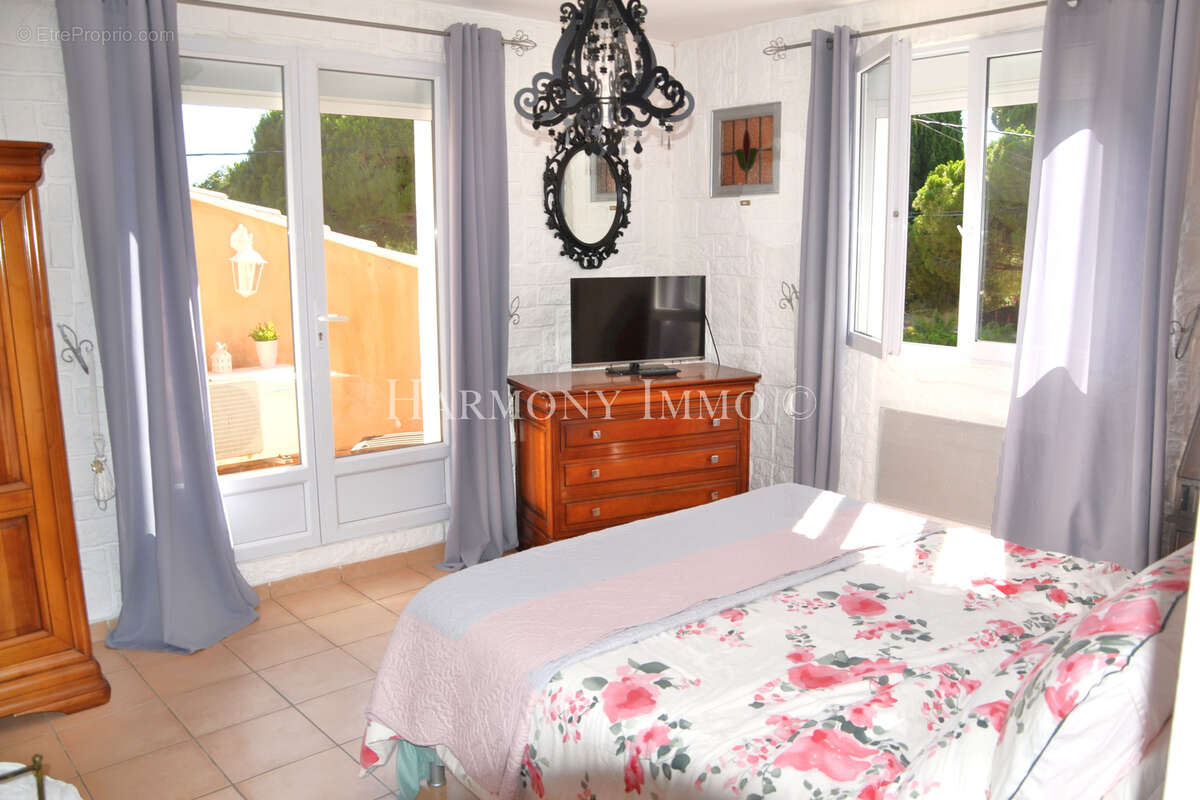 Maison à SIX-FOURS-LES-PLAGES