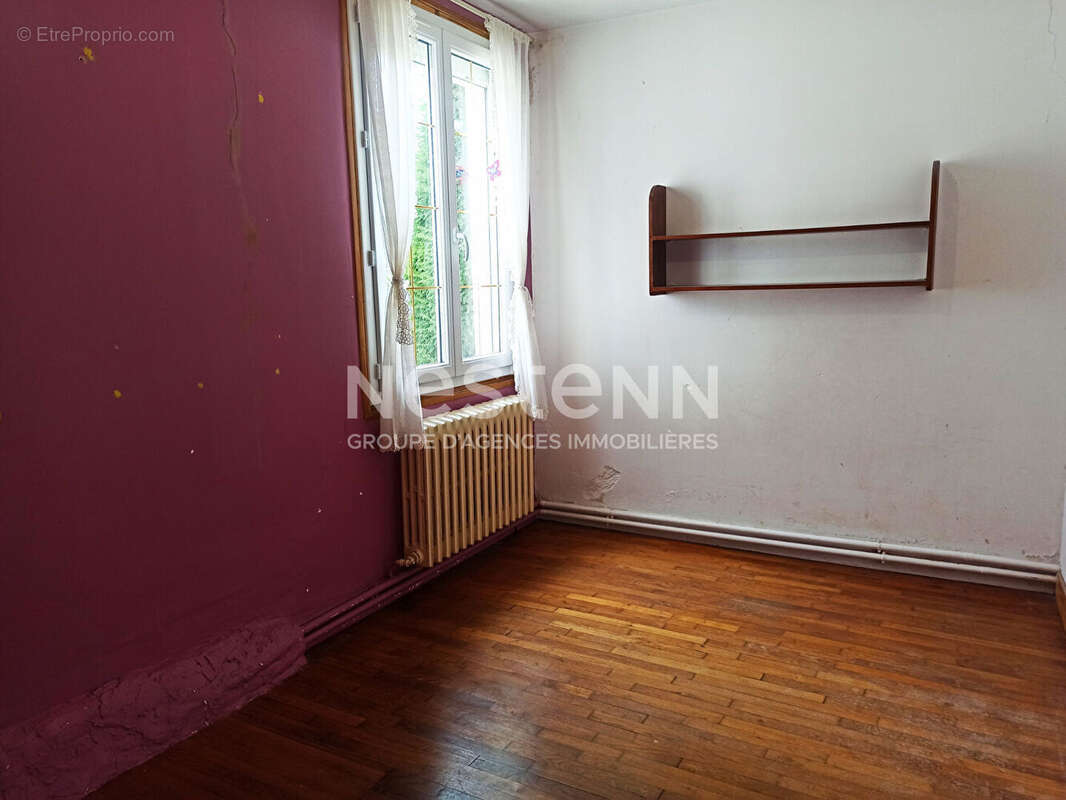 Maison à LA CHAUSSEE-SAINT-VICTOR