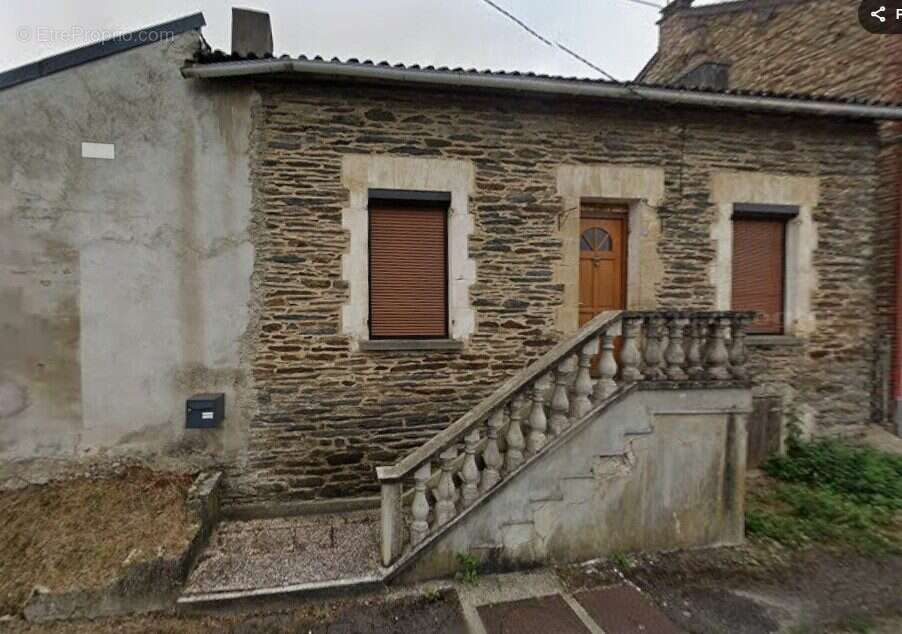 Maison à NOUZONVILLE