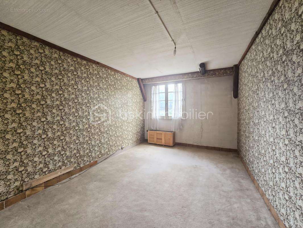 Maison à DAMMARTIN-EN-GOELE