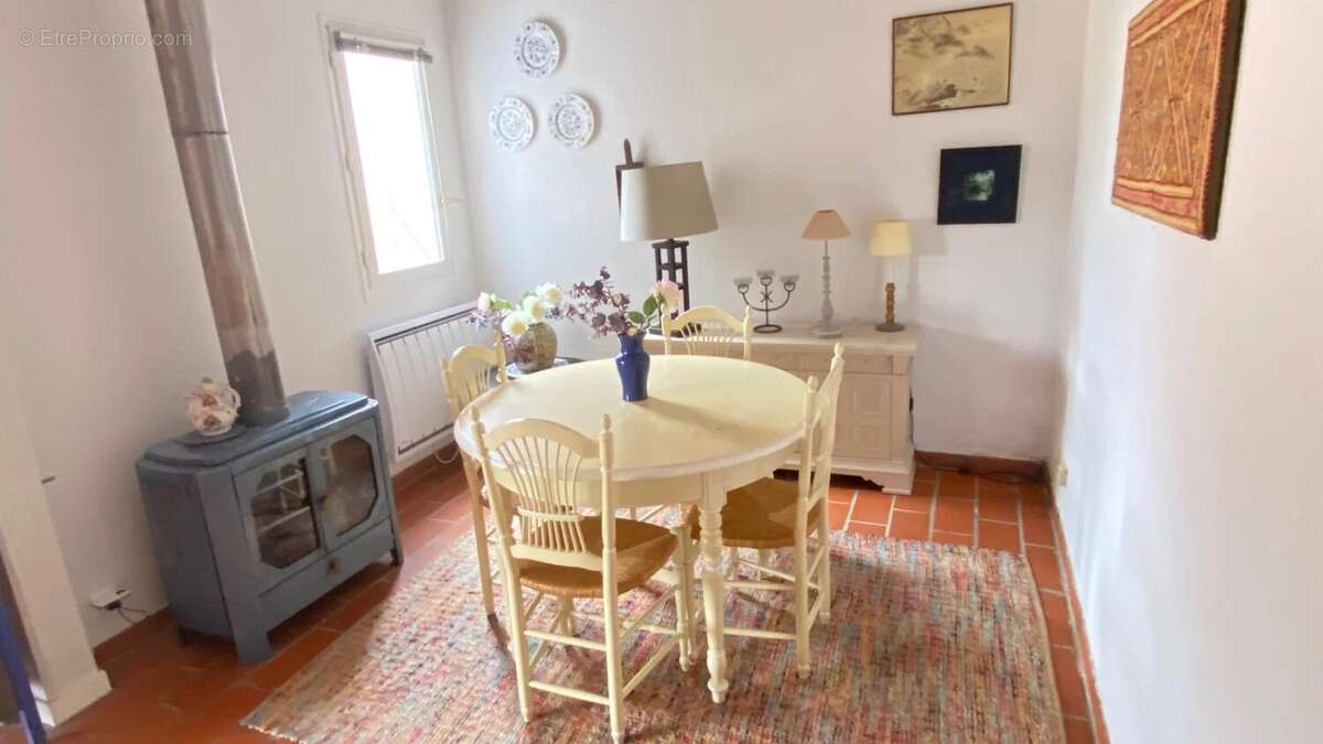 Maison à LA LONDE-LES-MAURES