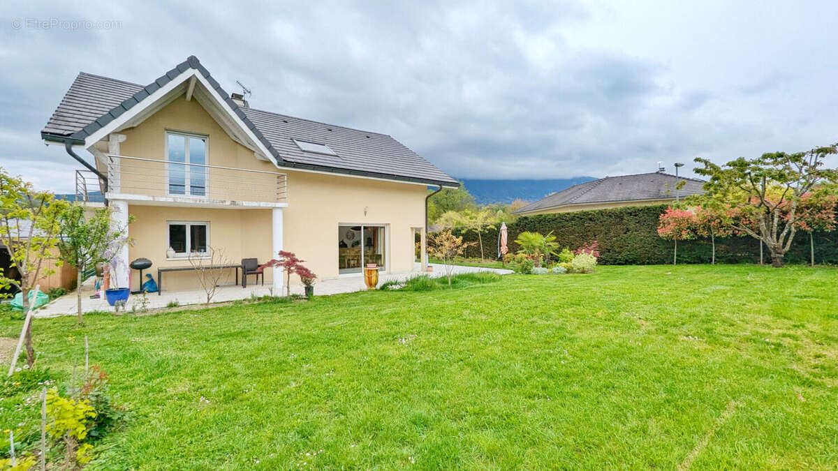 Maison à ALBY-SUR-CHERAN