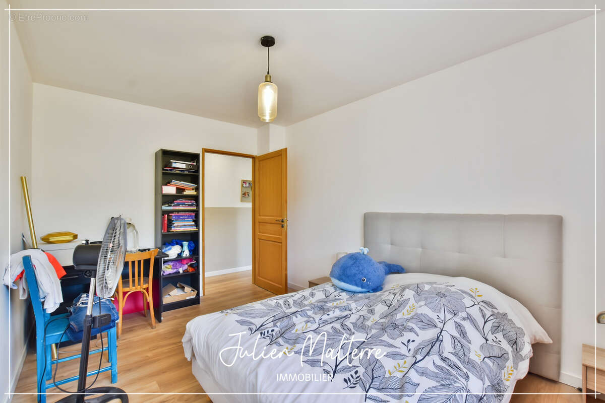 Maison récente de 170 m² sur 2100 m² de terrain préservés, 7 pièces, 5 chambres dont dressing, garage de 85 m² à MAROLS (42) - photo 69