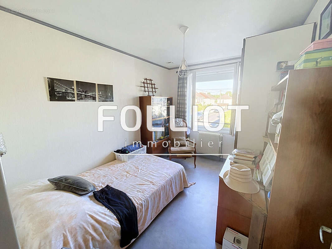 A VENDRE - Maison Carentan Les Marais 5 pièce(s) 84 m2 - photo 10