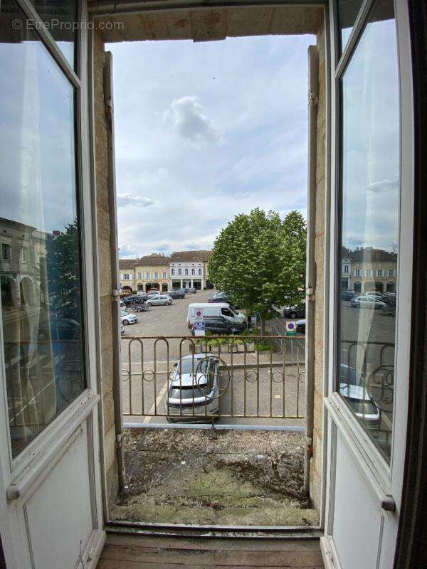 Maison à SAUVETERRE-DE-GUYENNE