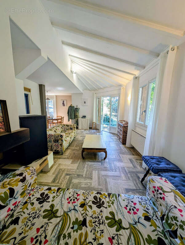 Maison à SAINT-ANDRE-DE-ROQUEPERTUIS