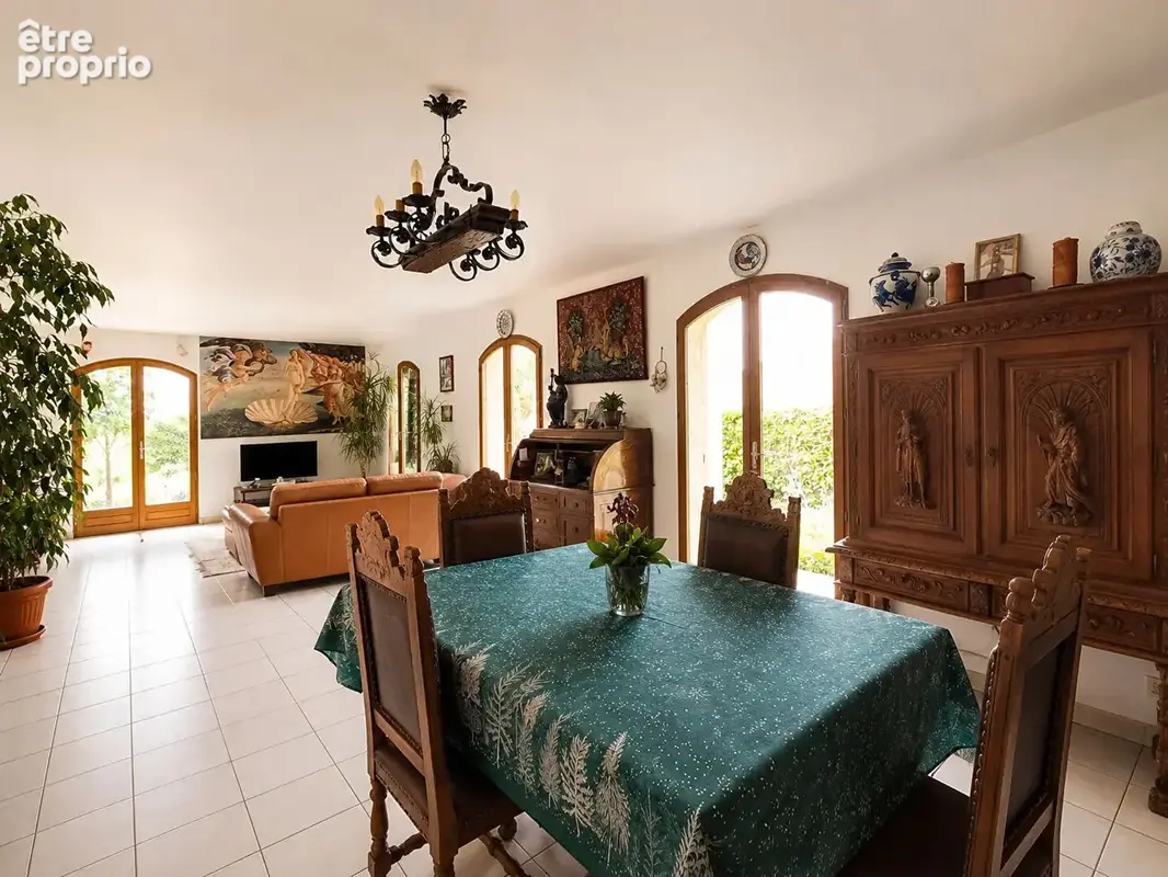 Villa de plain-pied 5 pièces avec vue dégagée à vendre à Calvisson en Vaunage - photo 6