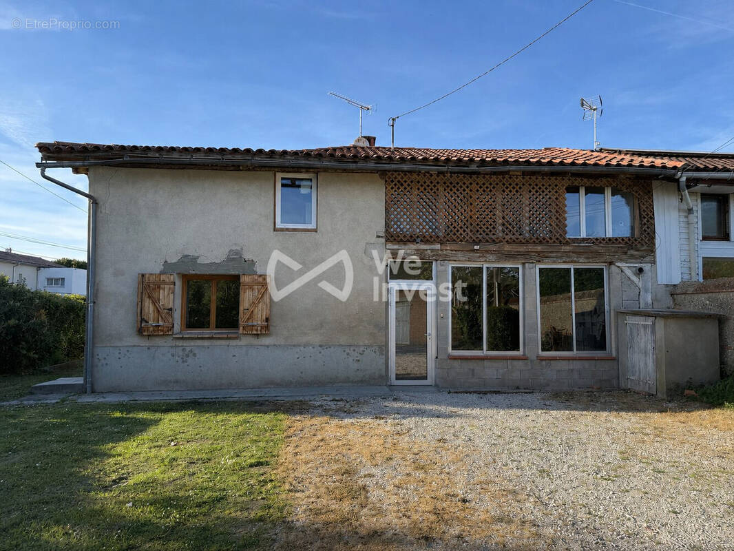 Maison à MONTECH