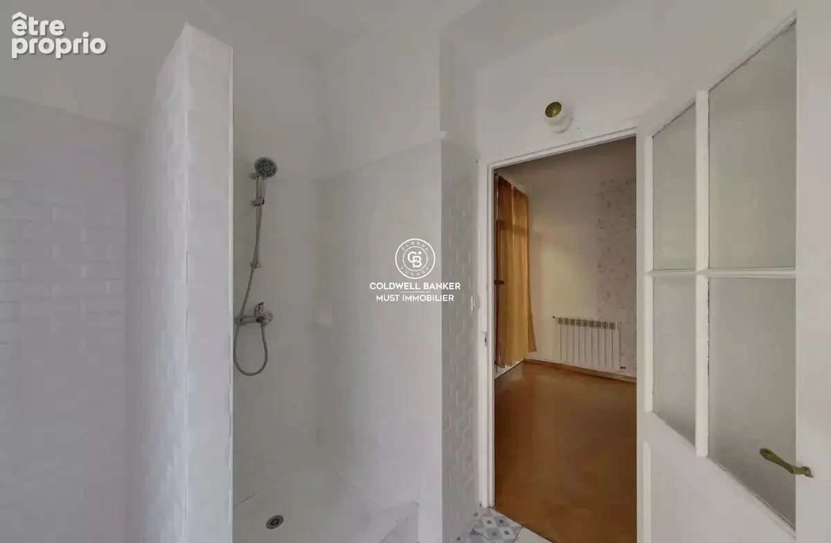 Maison en centre ville avec garage - photo 6