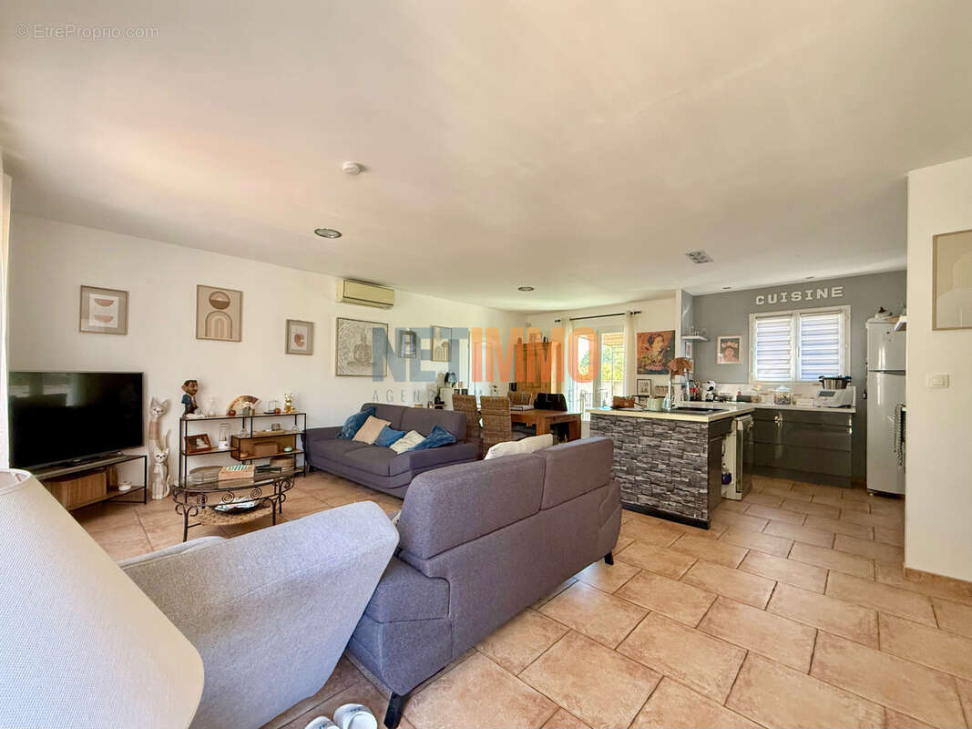 Villa T5 de plain-pied 4 chambres avec piscine et cuisine d'été - photo 4