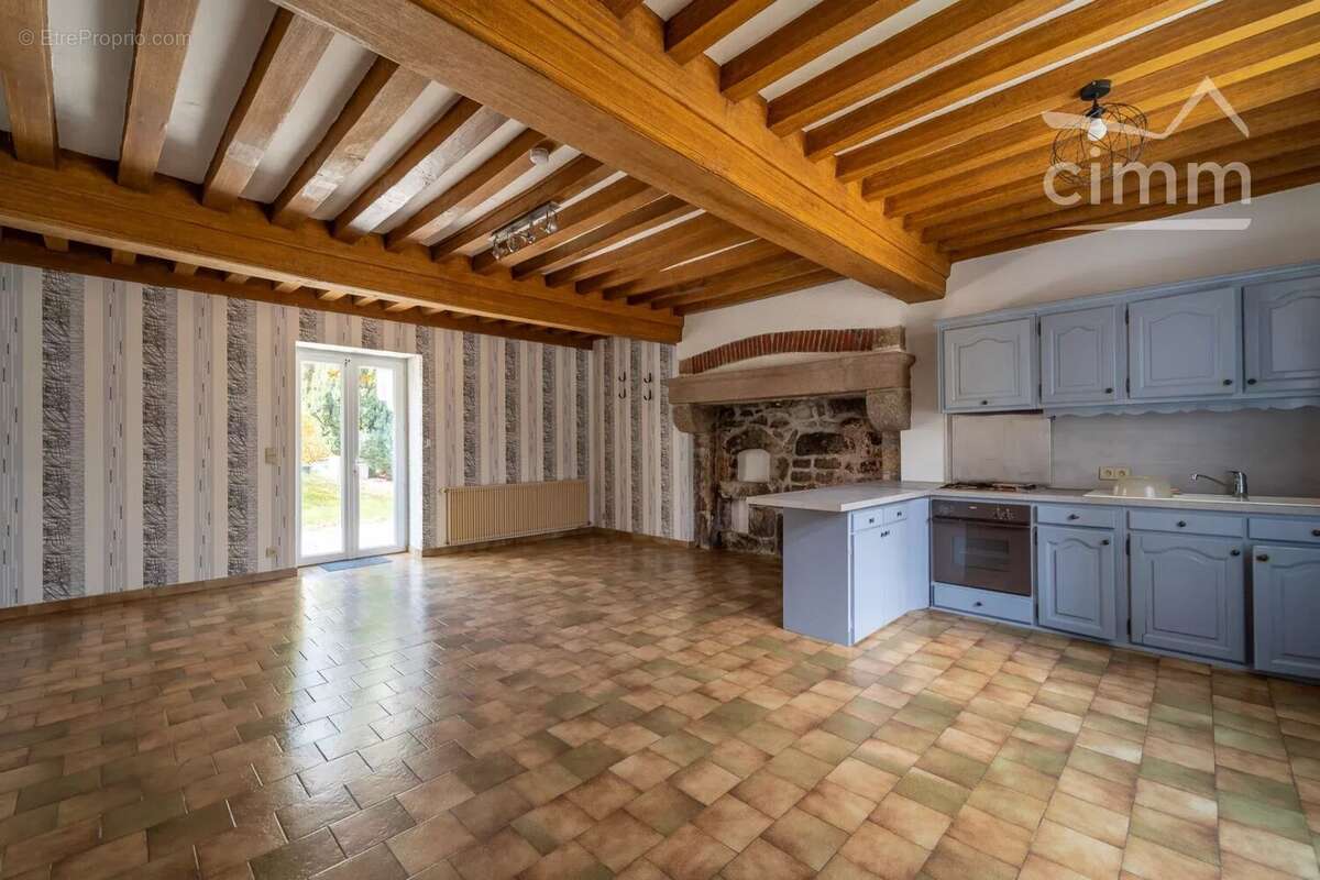 Maison à CHATEAU-CHINON(CAMPAGNE)