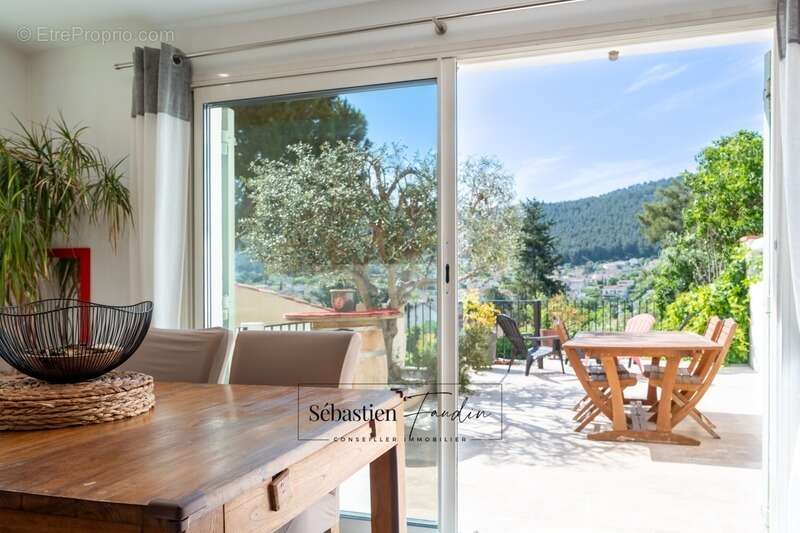 Maison à LA PENNE-SUR-HUVEAUNE