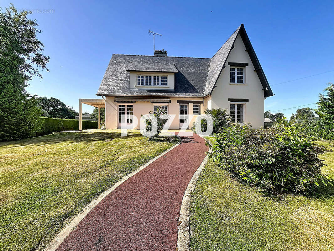Maison à LES LOGES-MARCHIS