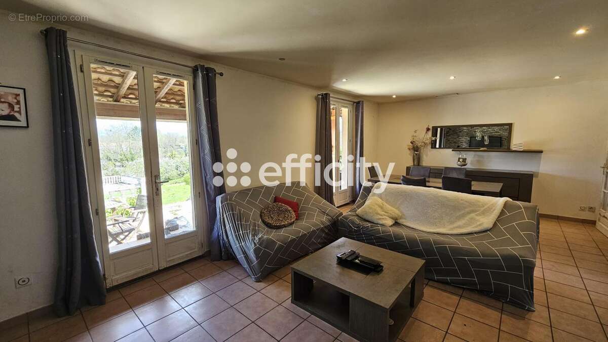 Maison à SAINT-PAUL-EN-FORET