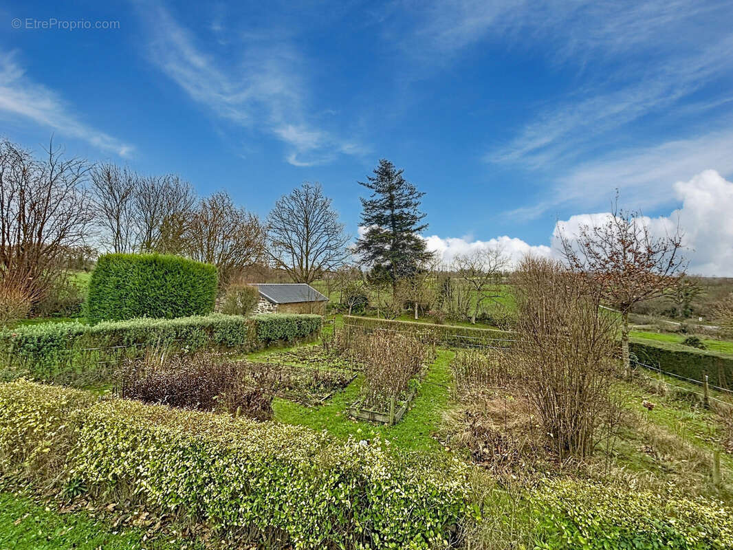 Maison à GOURFALEUR
