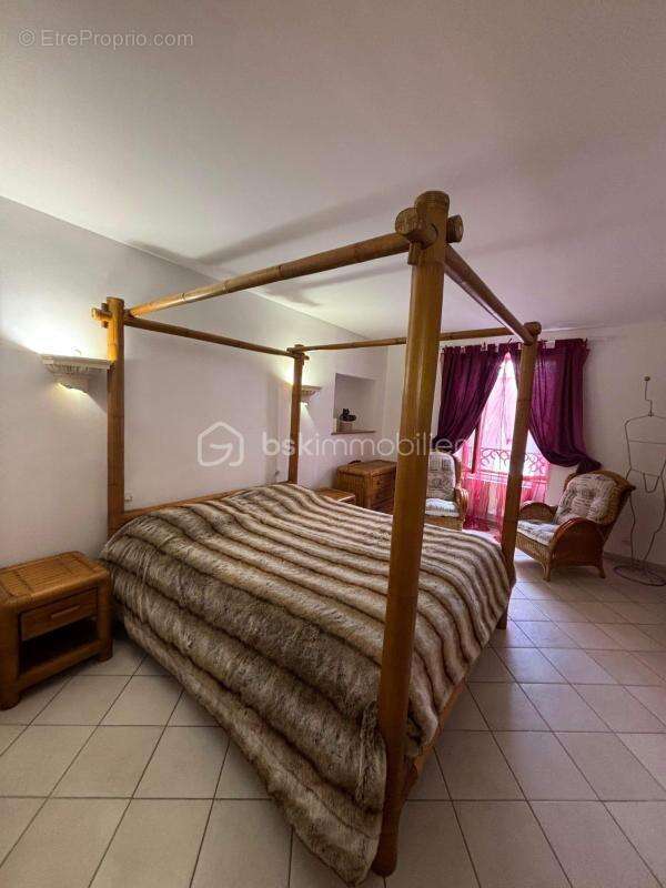 Maison à NANTEUIL-LE-HAUDOUIN