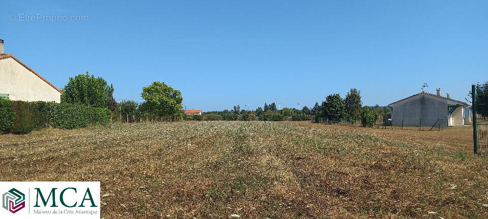 Terrain à SAINT-MEDARD-DE-MUSSIDAN